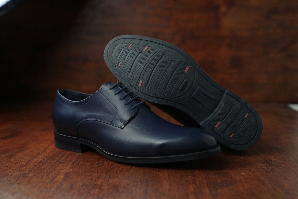 Suela de TR/TPR modelo T-153 para zapato formal con taco - vista interior con canal de costura